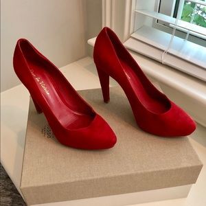 Pour La Victoire Irina Red Suede Pumps